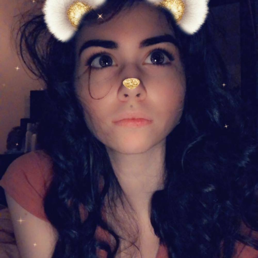 Meet your Posher, Alyssa